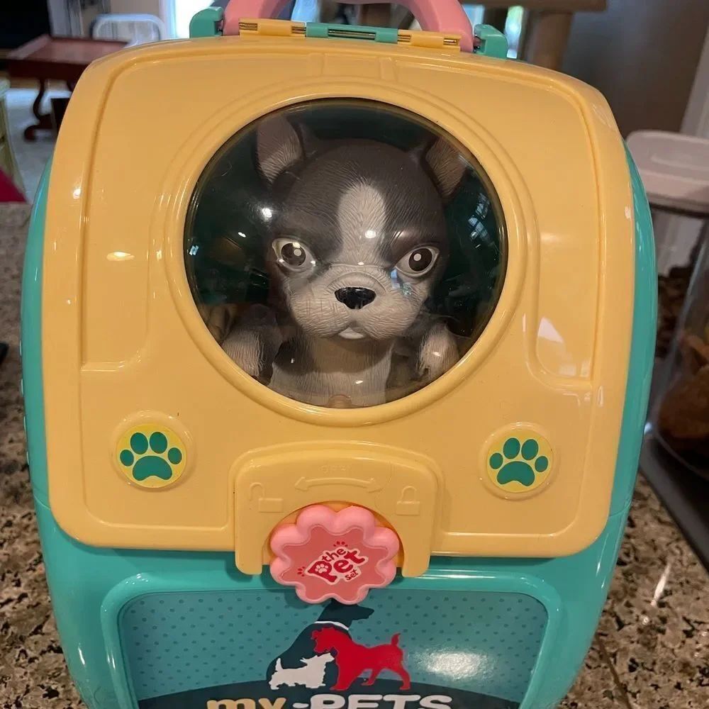 My Pets Play Vet Pet Care dog and Backpack with Accessories